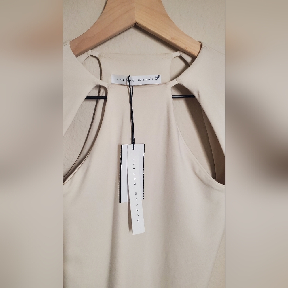 Susana Monaco Nwt Stylish Body Cutout Neck & Back Detail Cream Sleeveless Dress